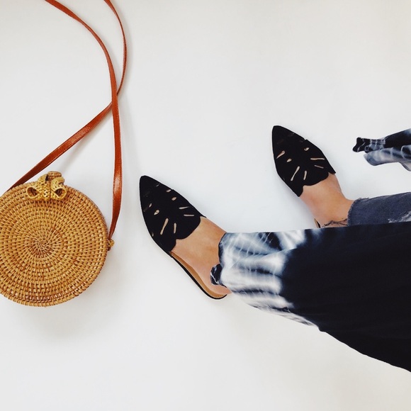 Last 1✨🆕Sabrina Black Faux Suede Flat Mules - Picture 8 of 8